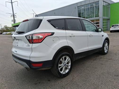 White 2017 Ford Escape SE
