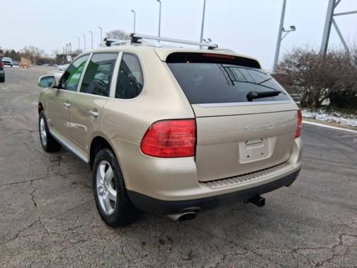 2004 Porsche Cayenne S