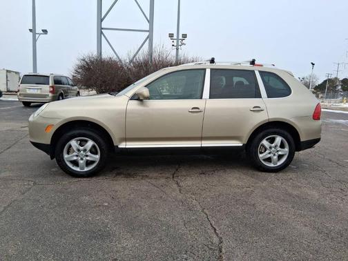 2004 Porsche Cayenne S