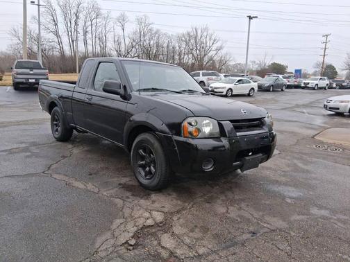 2004 Nissan Frontier XE King Cab