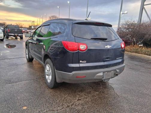 2010 Chevrolet Traverse LS