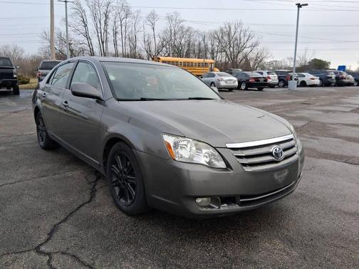 2005 Toyota Avalon Limited