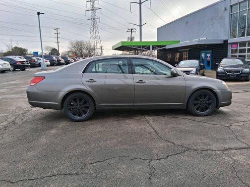 2005 Toyota Avalon Limited