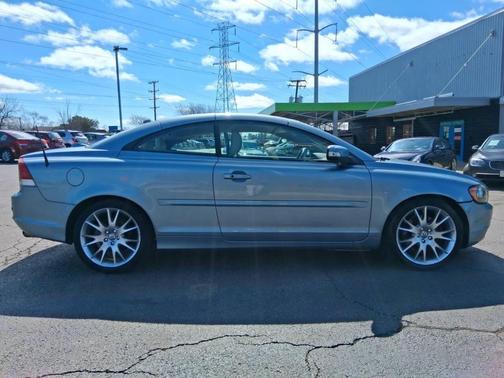 2009 Volvo C70 T5