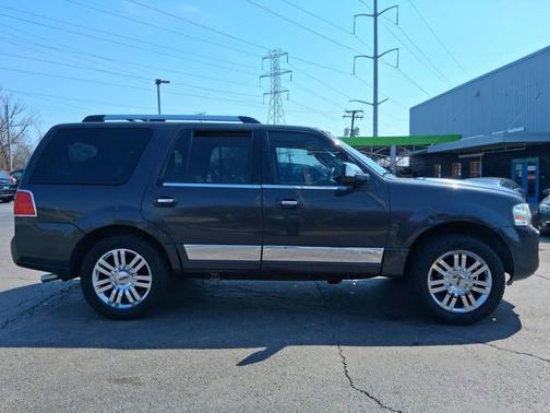 2007 Lincoln Navigator L