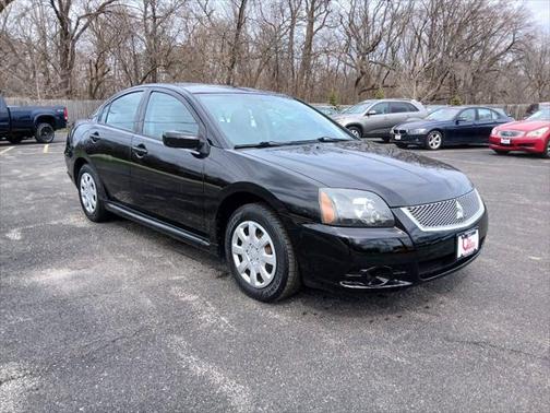 2010 Mitsubishi Galant Base