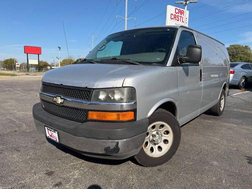 Sheer Silver Metallic 2010 Chevrolet Express 1500 Work Van