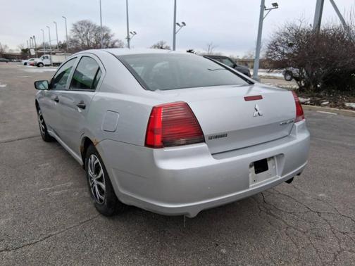 2008 Mitsubishi Galant Base