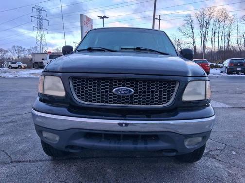 2001 Ford F-150 XLT SuperCrew