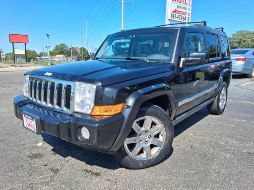 Brilliant Black Crystal Pearlcoat 2010 Jeep Commander Limited