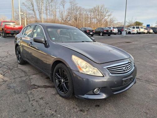 2010 INFINITI G37x Base