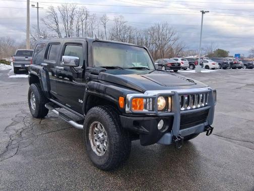 2006 Hummer H3 Base