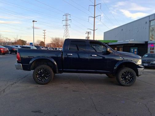 2012 RAM 1500 Big Horn 4x4 4dr Crew Cab 5.5 ft. SB Pickup