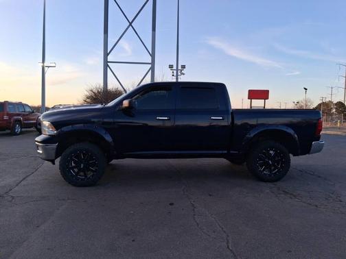 2012 RAM 1500 Big Horn 4x4 4dr Crew Cab 5.5 ft. SB Pickup