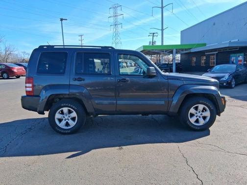 2010 Jeep Liberty Sport