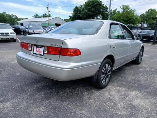 2001 Toyota Camry LE