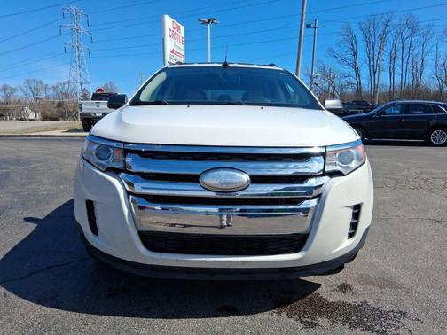 White 2012 Ford Edge SE