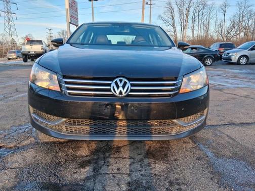 2012 Volkswagen Passat 2.5 SE