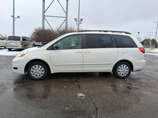 2008 Toyota Sienna CE