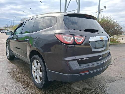 Pewter 2017 Chevrolet Traverse 1LT