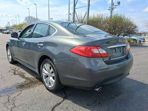 Gray 2011 INFINITI M37x Base