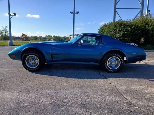 1975 Chevrolet Corvette Base