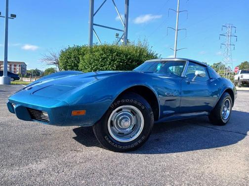 1975 Chevrolet Corvette Base