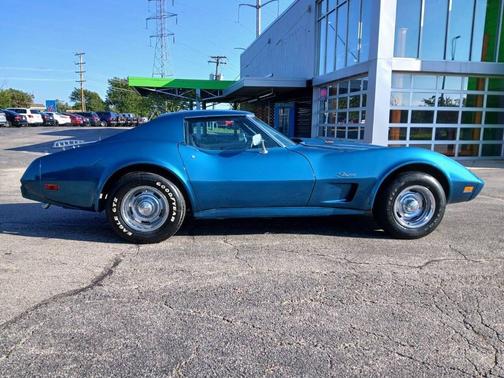 1975 Chevrolet Corvette Base