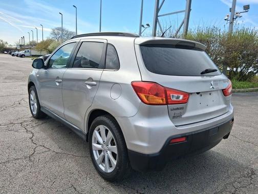 Silver 2013 Mitsubishi Outlander Sport SE