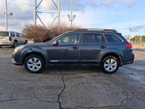 2010 Subaru Outback 2.5 i Premium
