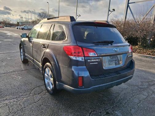 2010 Subaru Outback 2.5 i Premium