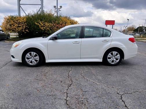 2010 Subaru Legacy Base