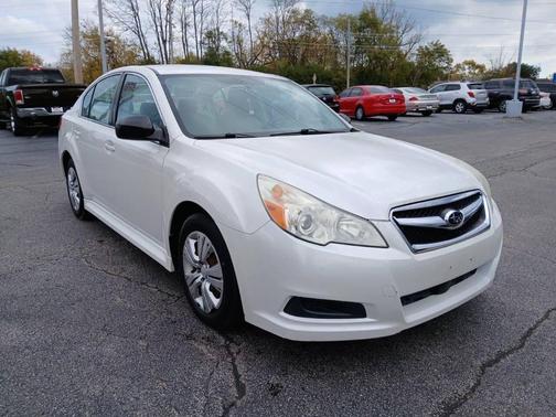 2010 Subaru Legacy Base