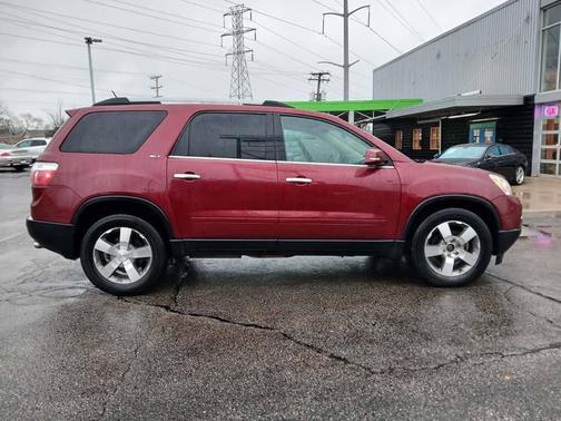 2011 GMC Acadia SLT-2