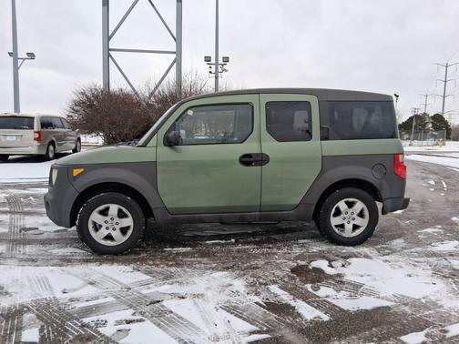 2004 Honda Element EX AWD 4dr SUV w/Side Airbags