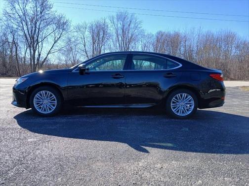 2015 Lexus ES 350 Crafted Line