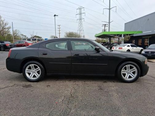 Black 2007 Dodge Charger SE