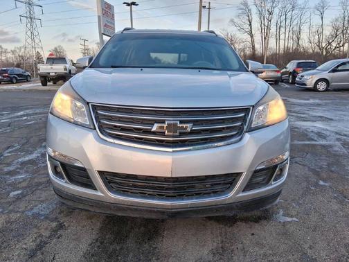 2017 Chevrolet Traverse 2LT