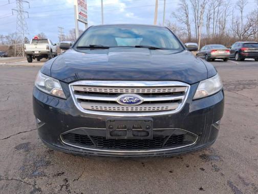 2012 Ford Taurus Limited 4dr Sedan
