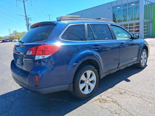 Blue 2010 Subaru Outback 2.5 i Premium