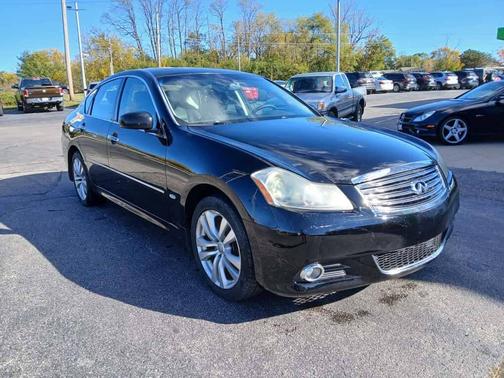 2010 INFINITI M35x Base