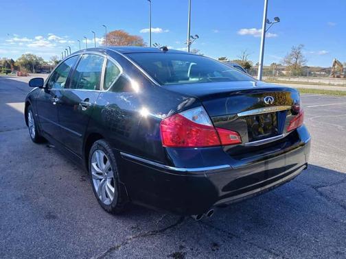 2010 INFINITI M35x Base
