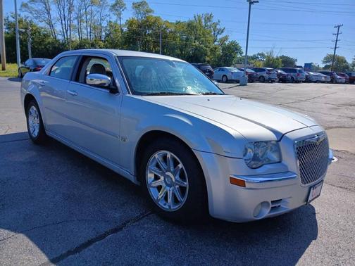2007 Chrysler 300C Base