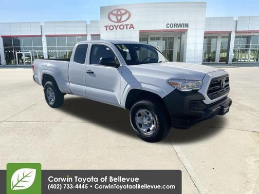 2016 Toyota Tacoma SR