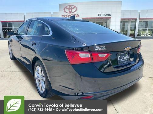 Mosaic Black Metallic 2024 Chevrolet Malibu FWD 1LT