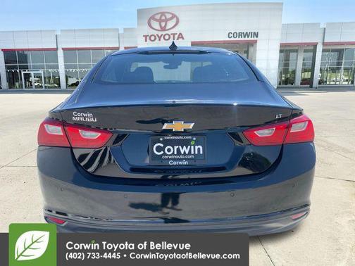 Mosaic Black Metallic 2024 Chevrolet Malibu FWD 1LT