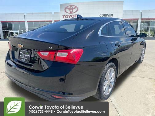 Mosaic Black Metallic 2024 Chevrolet Malibu FWD 1LT