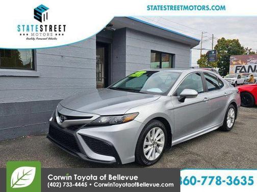 2022 Toyota Camry SE