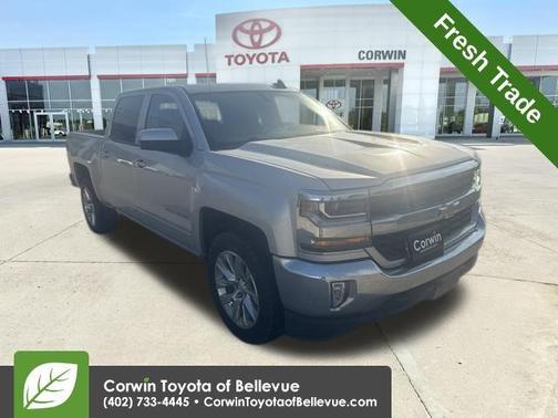 Silver Ice Metallic 2018 Chevrolet Silverado 1500 LT