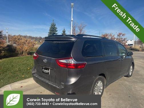 2015 Toyota Sienna XLE